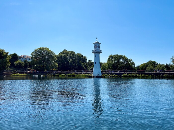Roath Park receives heritage award as Cardiff retains 21 Green Flags